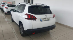 
										PEUGEOT 2008 1.5 DHI STYLE completo									