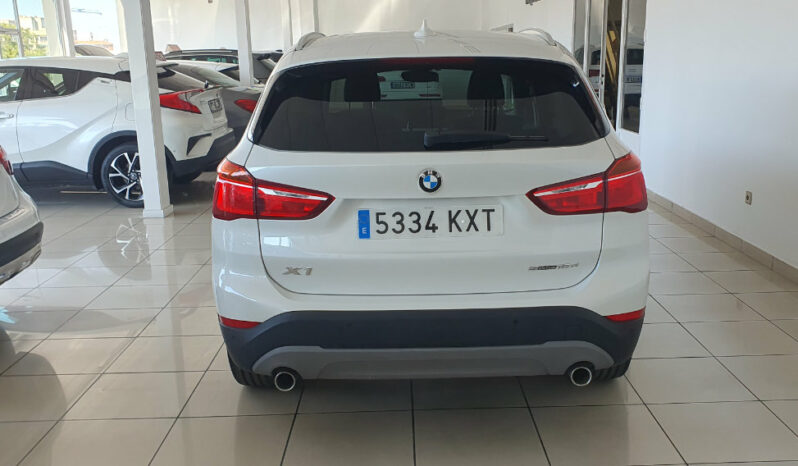 
								BMW X1 SDRIVE 1.8 completo									