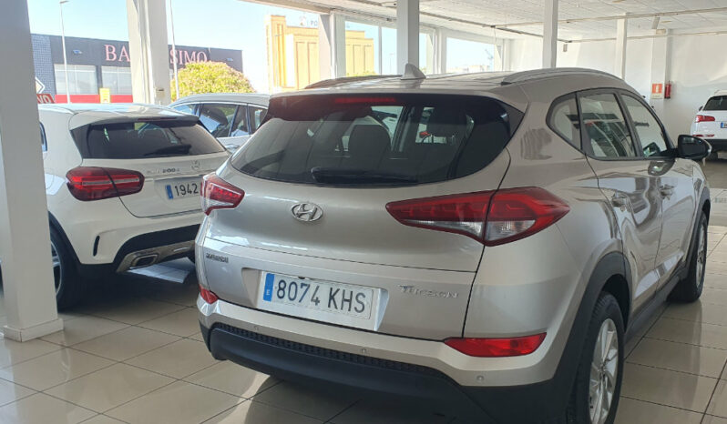 
								HYUNDAI TUCSON 1.7 CRDI DRIVE LINK completo									