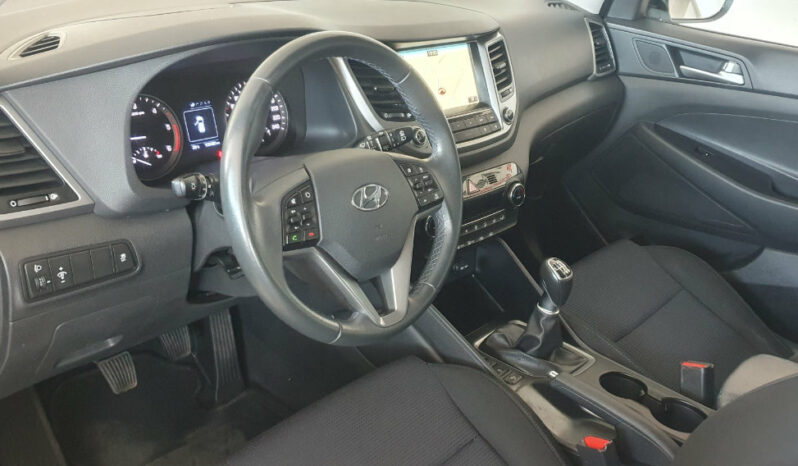 
								HYUNDAI TUCSON 1.7 CRDI DRIVE LINK completo									