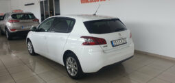 
										PEUGEOT 308 1.5 HDI 100CV. STYLE completo									