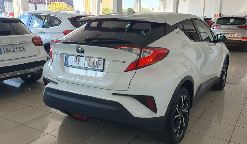 
								TOYOTA CHR 1.8 ADVANCE HYBRID completo									