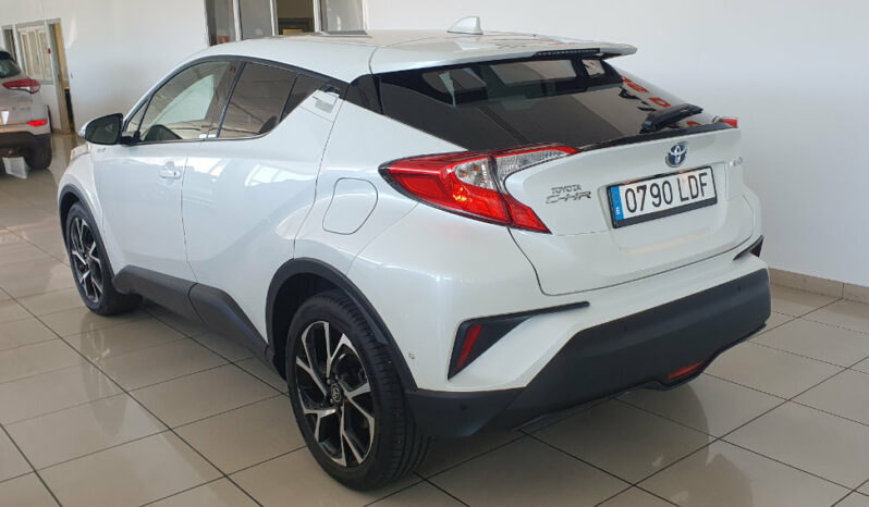 
								TOYOTA CHR 1.8 ADVANCE HYBRID completo									