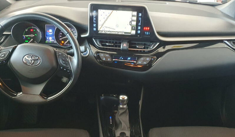 
								TOYOTA CHR 1.8 ADVANCE HYBRID completo									