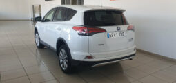 
										TOYOTA RAV 4 2.5 HYBRID 2WD ADVANCE completo									