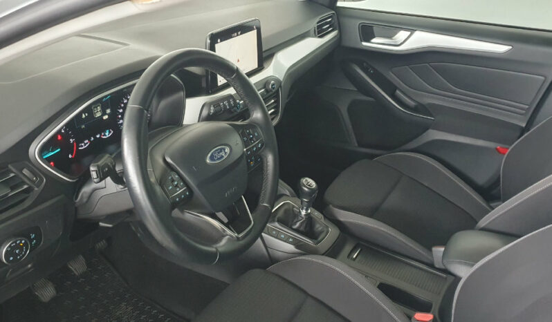 
								FORD FOCUS 1.5 TDCI TREND completo									