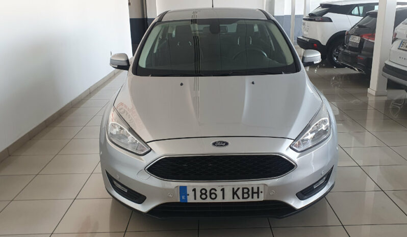 
								FORD FOCUS 1.5 TDCI TREND completo									