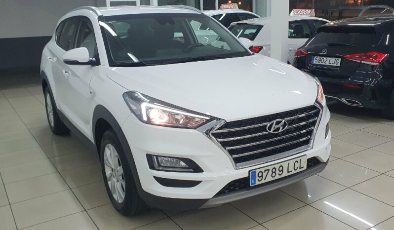 
								HYUNDAI TUCSON 1.6 CRDI 116CV SLE completo									