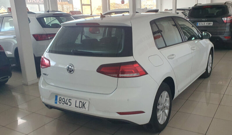 
								VOLKSWAGEN GOLF 1.6TDI ADVANCE completo									