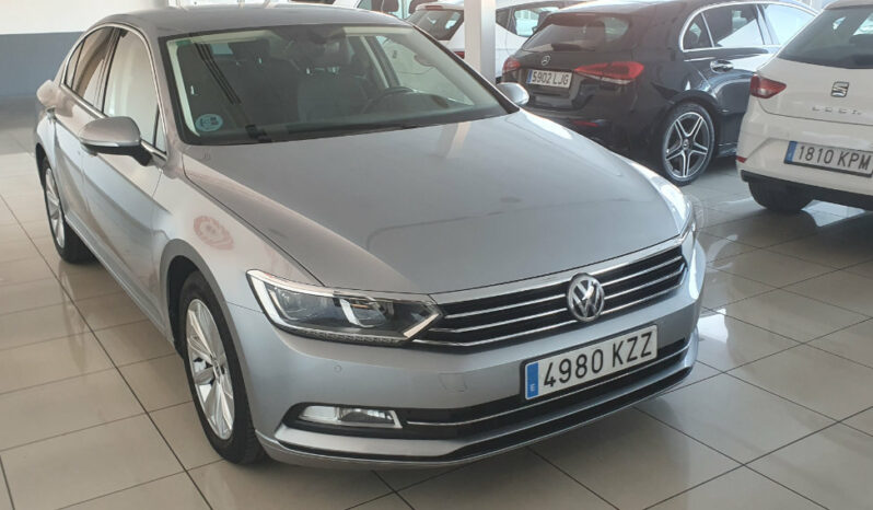 
								VOLKSWAGEN PASSAT 2.0 TDI 150CV ADVANCE completo									