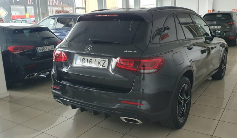 
								MERCEDES GLC 200D 4MATIC completo									